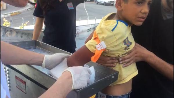 11 yaşındaki çocuk elini kıyma makinasına kaptırdı