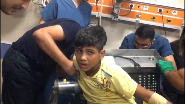 11 yaşındaki çocuk elini kıyma makinesine kaptırdı