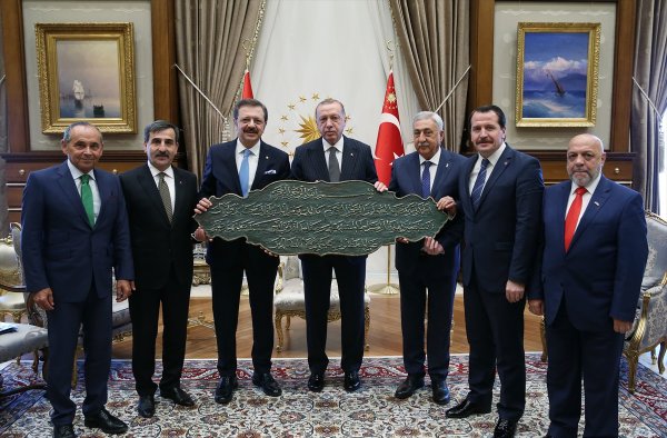 Başkan Erdoğan piyasalara güven verdi
