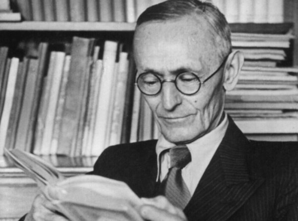 Bilge yazar Hermann Hesse'den insana ayna tutan 17 özel alıntı