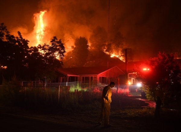 Kaliforniya'da yangınlar devam ediyor