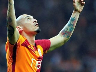 Maicon Galatasaray'da kaldı
