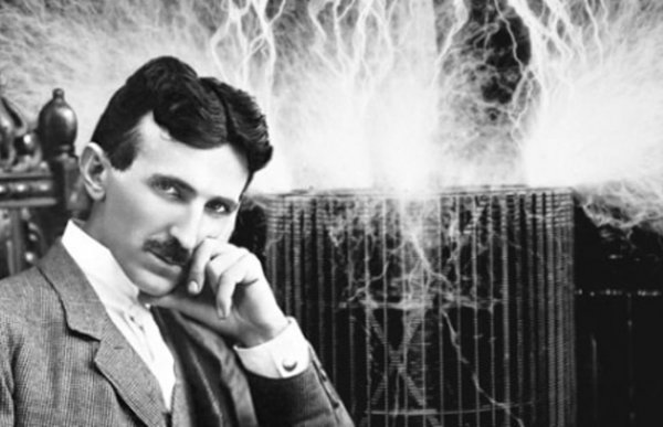 Nikola Tesla ’nın özgeçmişi