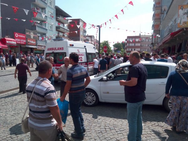 Samsun'da 100 kişi birbirine girdi