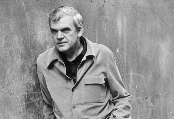 Gülüşün ve Unutuşun Kitabı - Milan Kundera