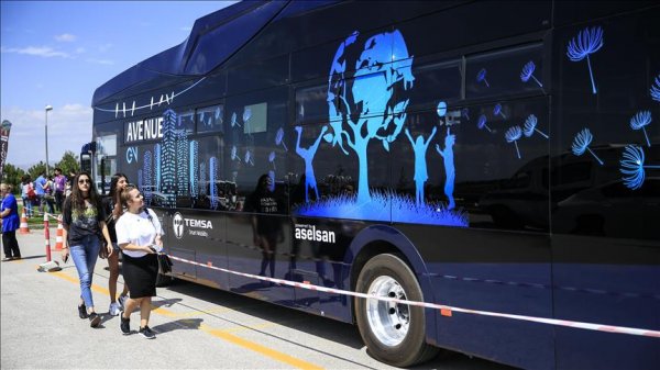 Türkiye'nin ilk hızlı şarj özellikli otobüsü Hacettepe'de
