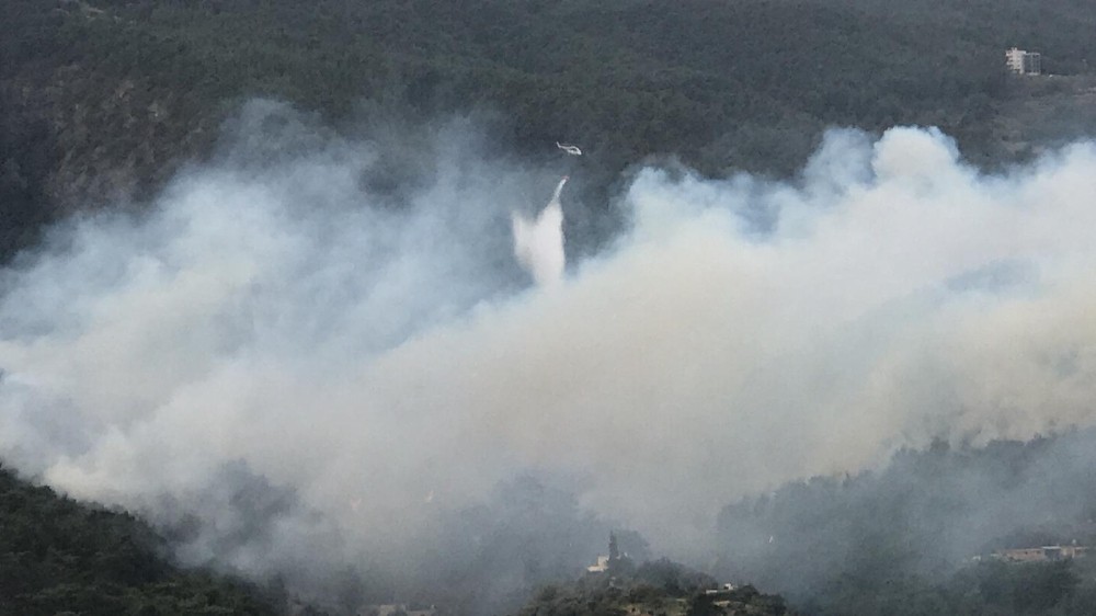 Hatay’da orman yangını: Yerleşim bölgesi tehdit altında