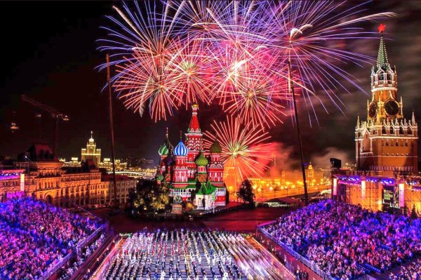 Moskova'nın kuruluşunun 871'inci yıl dönümü kutlandı