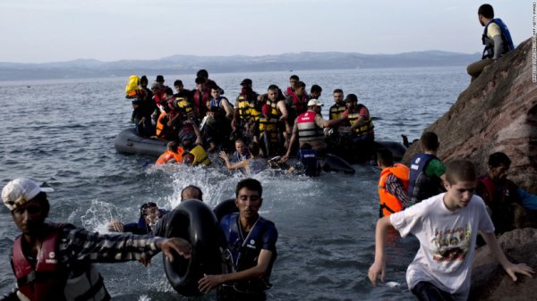 Yunan adalarındaki mülteci kampları alarm veriyor