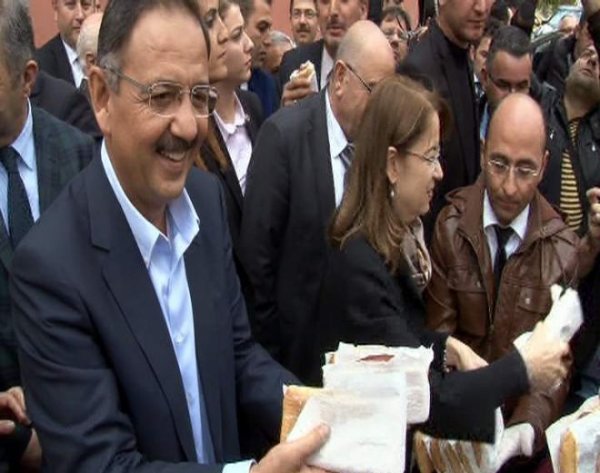 AK Parti'nin Ankara adayı Mehmet Özhaseki