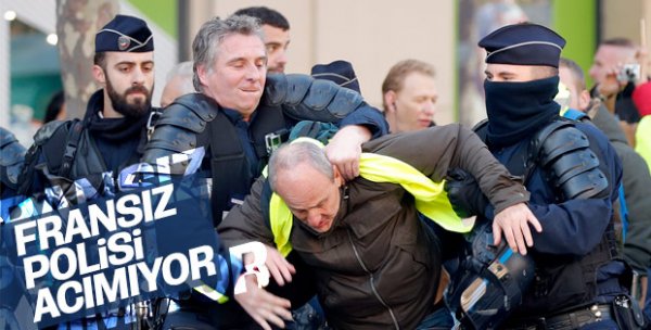 Göstericileri döven polislere Macron'dan tebrik mesajı