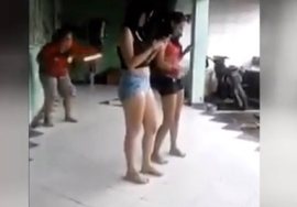 korkudan-oldugu-yere-yigildi-yok-boyle-saka