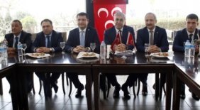 mhp-li-mehmet-gunal-perincek-veya-chp-medyasinin-soyledikleri-haberi