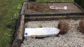 musluman-mezarlarini-yerle-bir-ettiler