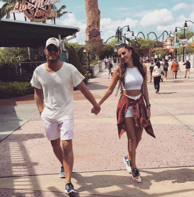 KIVANÇ TATLITUĞ: KARIM OLMADAN ASLA