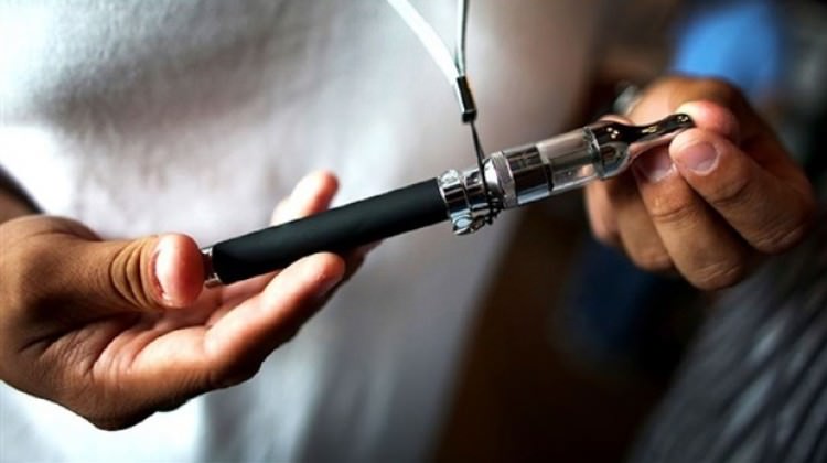 Elektronik sigara kullananlar dikkat