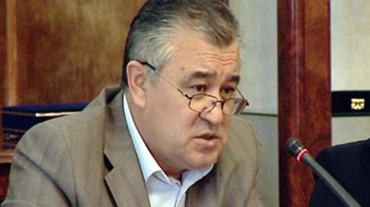 Kırgızistan’da ana muhalif lidere gözaltı!