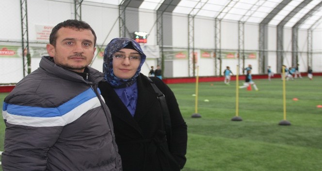 (Özel Haber) Eşinden antrenör kocaya büyük destek