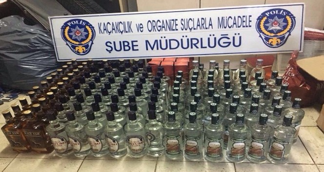 Rize’de 277 şişe bandrolsüz içki ele geçirildi