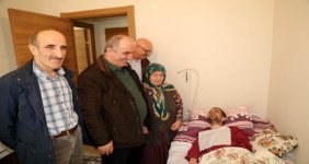 yanginda-iki-oglu-olen-bir-oglu-sakat-kalan-anneyi-unutmadilar