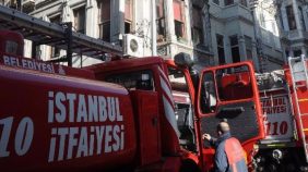 beyoglu-nda-korkutan-yangin