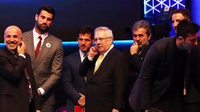 f-bahce-ye-surpriz-hoca-aykut-kocaman-derken