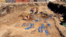 mevlana-muzesi-nin-bahcesinde-bulundu