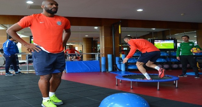 Çaykur Rizespor’da Gençlerbirliği maçı hazırlıkları başladı