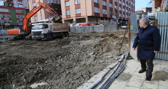 Rize Belediye Başkanı Kasap, 15 Temmuz Demokrasi ve Cumhuriyet Meydanı Projesi’ni yerinde inceledi