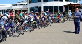 bisikletini-alan-bu-solene-kostu