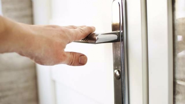 Kapı kollarındaki ölümcül tehlike!