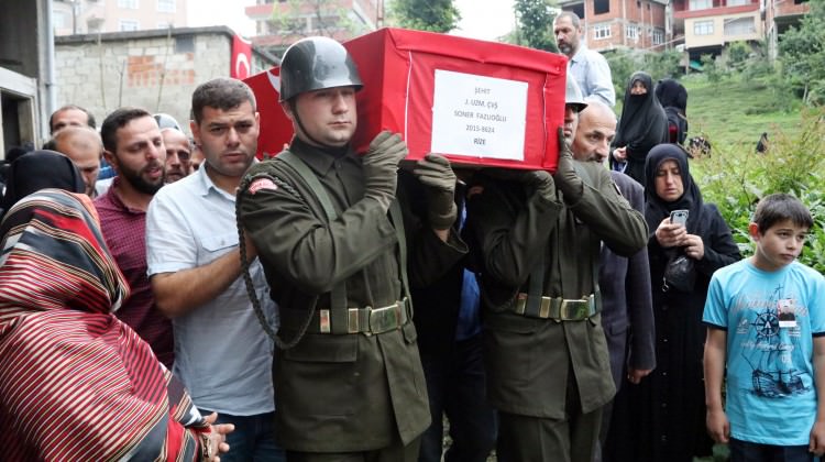 rize-sehidini-ugruladi