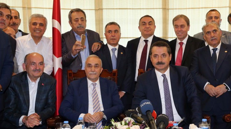 fakibaba-bakanlik-gorevini-devraldi