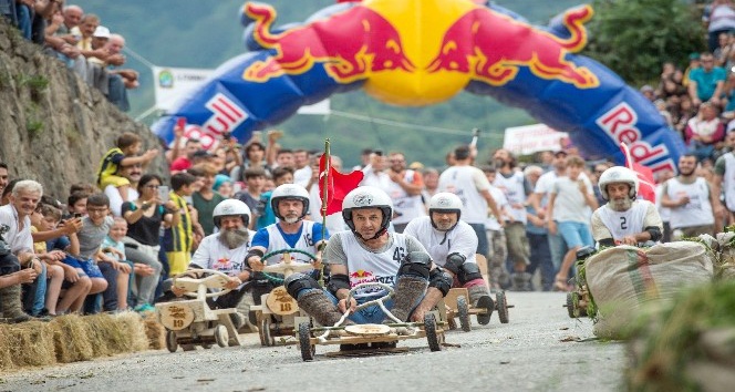 karadeniz-de-formulaz-firtinasi