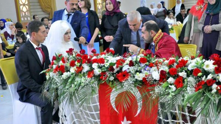 Türkiye’de ilk kez… Müftü resmi nikah kıydı