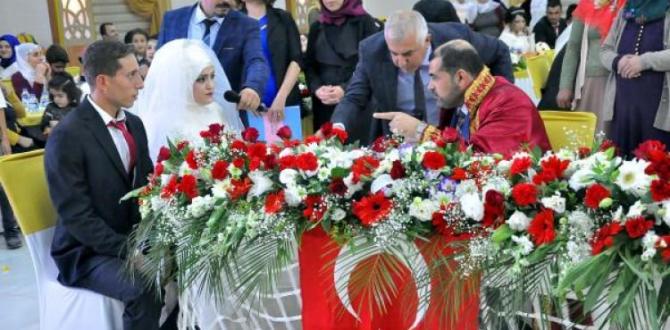 Türkiye’de ilk kez… Müftü resmi nikah kıydı