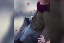 Donmuş göle böyle düştü