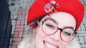 Demet Evgar'ın yüzü gülüyor