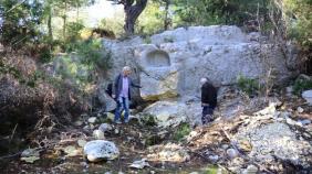 Roma dönemine ait mezarları yağmaladılar!