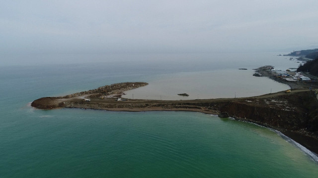 Deniz Dolgusu İçin 6 Ayda 9 Milyon Ton Taş Kullanıldı