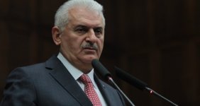 Başbakan Yıldırım: 'Dönün utanç dolu tarihinize bakın'