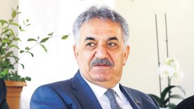 Ak Partili Hayati Yazıcı: CHP grubunda bir hakaret borsası var