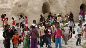 Kapadokya'da turizmcilerin yüzü gülüyor