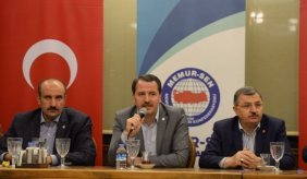 Memur-Sen`in duayenleri iftarda biraraya geldi