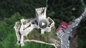 Zil Kale Turistlerin İlgi Odağı Oldu