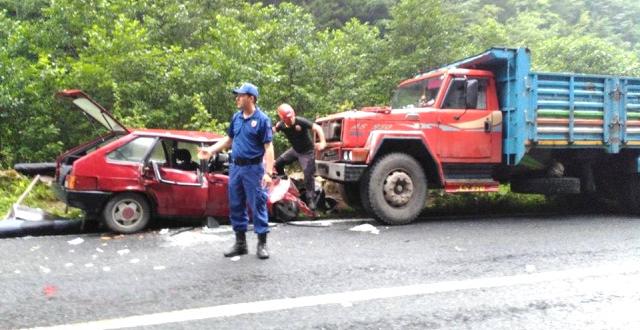 Rize de Trafik Kazası: 1 Ölü, 3 Yaralı