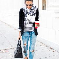 Son Yılların Modası: Yırtık Kot Kombinleri