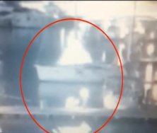 Göçmen kaçakcıları 14 metrelik tekne çaldı