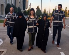 Teyze ve yeğeni yankesicilik suçlamasıyla tutuklandı