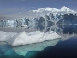 Antarktika'da gizli dağ ve vadiler keşfedildi